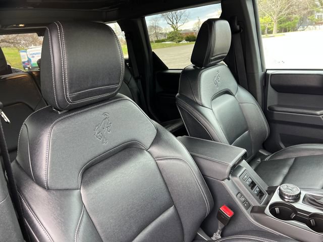 Used 2025 Ford Bronco Badlands image 37