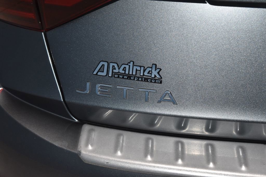 Used 2023 Volkswagen Jetta S image 27