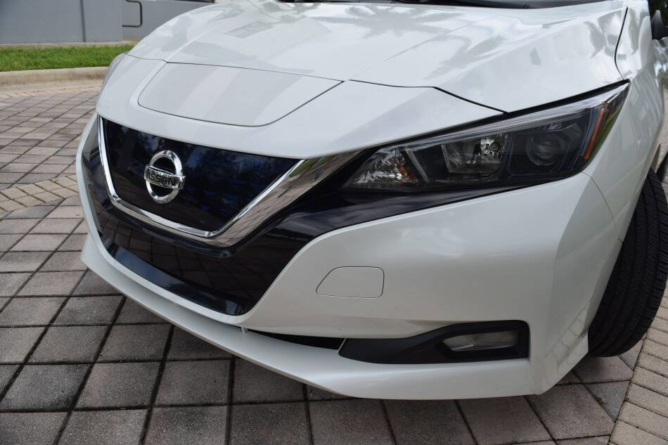 Used 2022 Nissan Leaf SV image 9