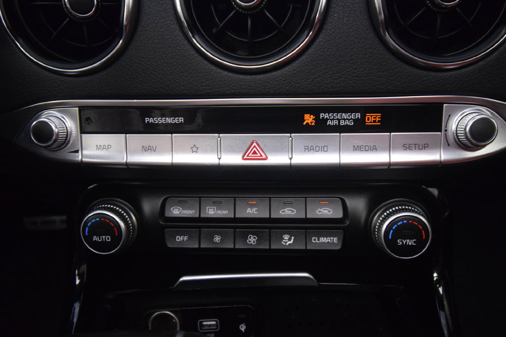 Used 2022 Kia Stinger GT-Line w/ Sun & Sound Package AWD/4WD image 28