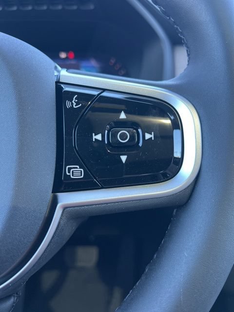 New 2026 Volvo XC90 B5 Core AWD/4WD image 13