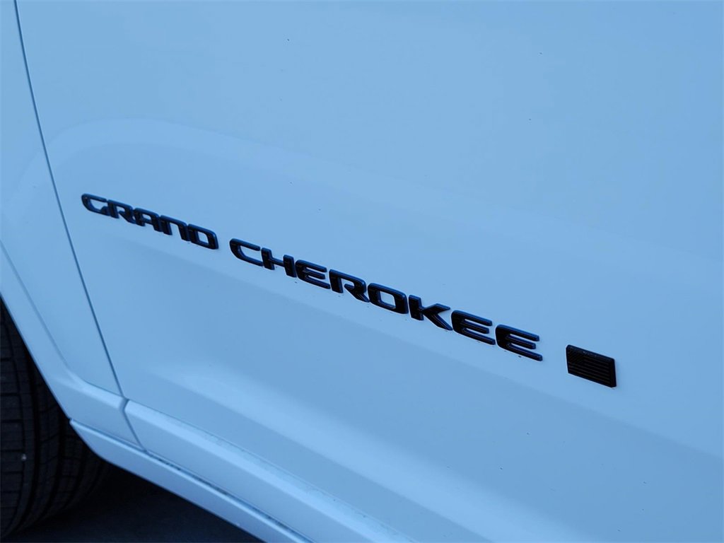 New 2025 Jeep Grand Cherokee Limited 4xe image 45