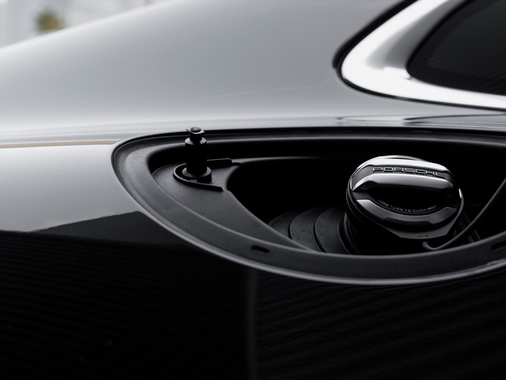 New 2026 Porsche Panamera 4S image 32