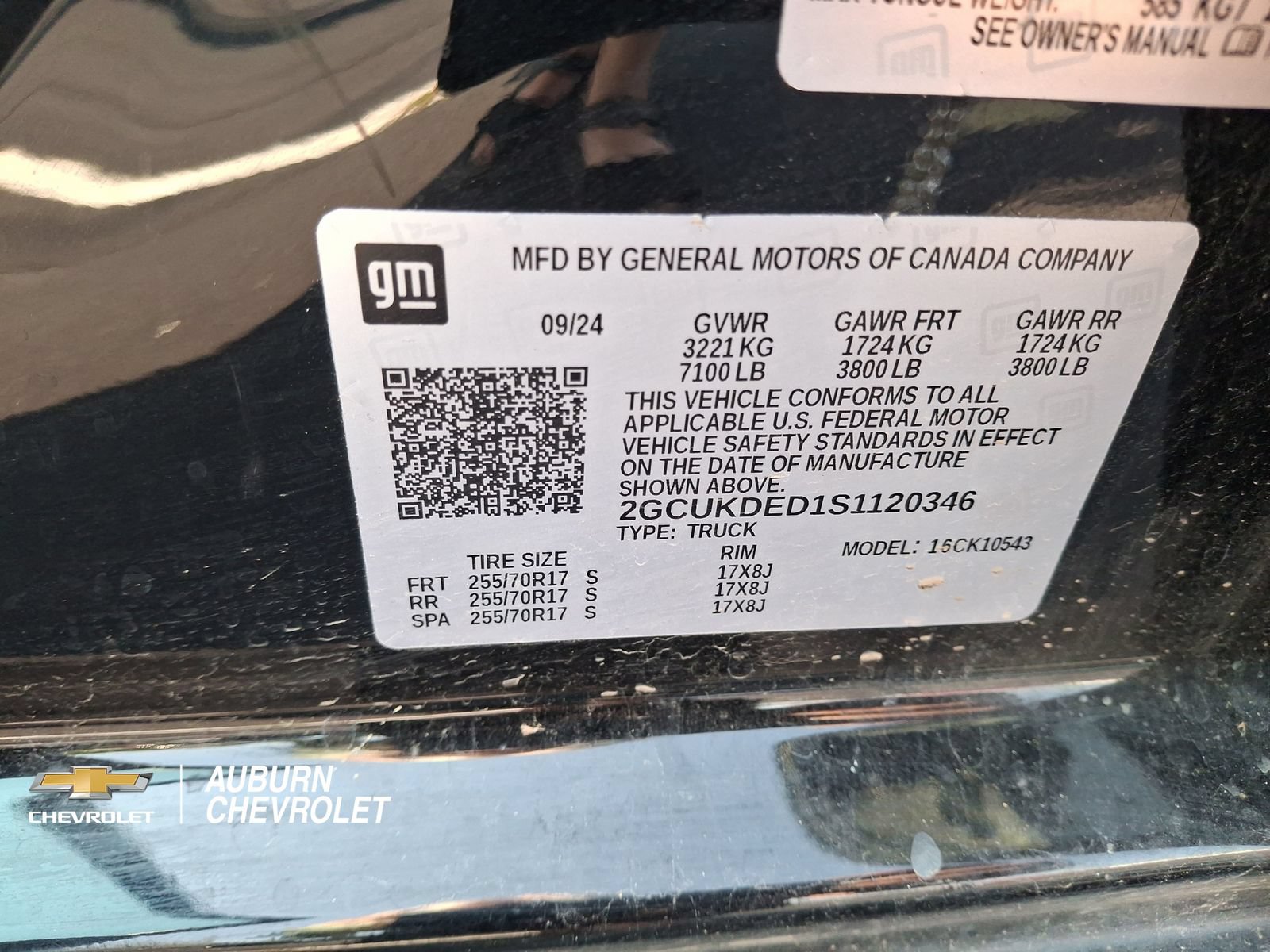 Used 2025 Chevrolet Silverado 1500 LT AWD/4WD image 24