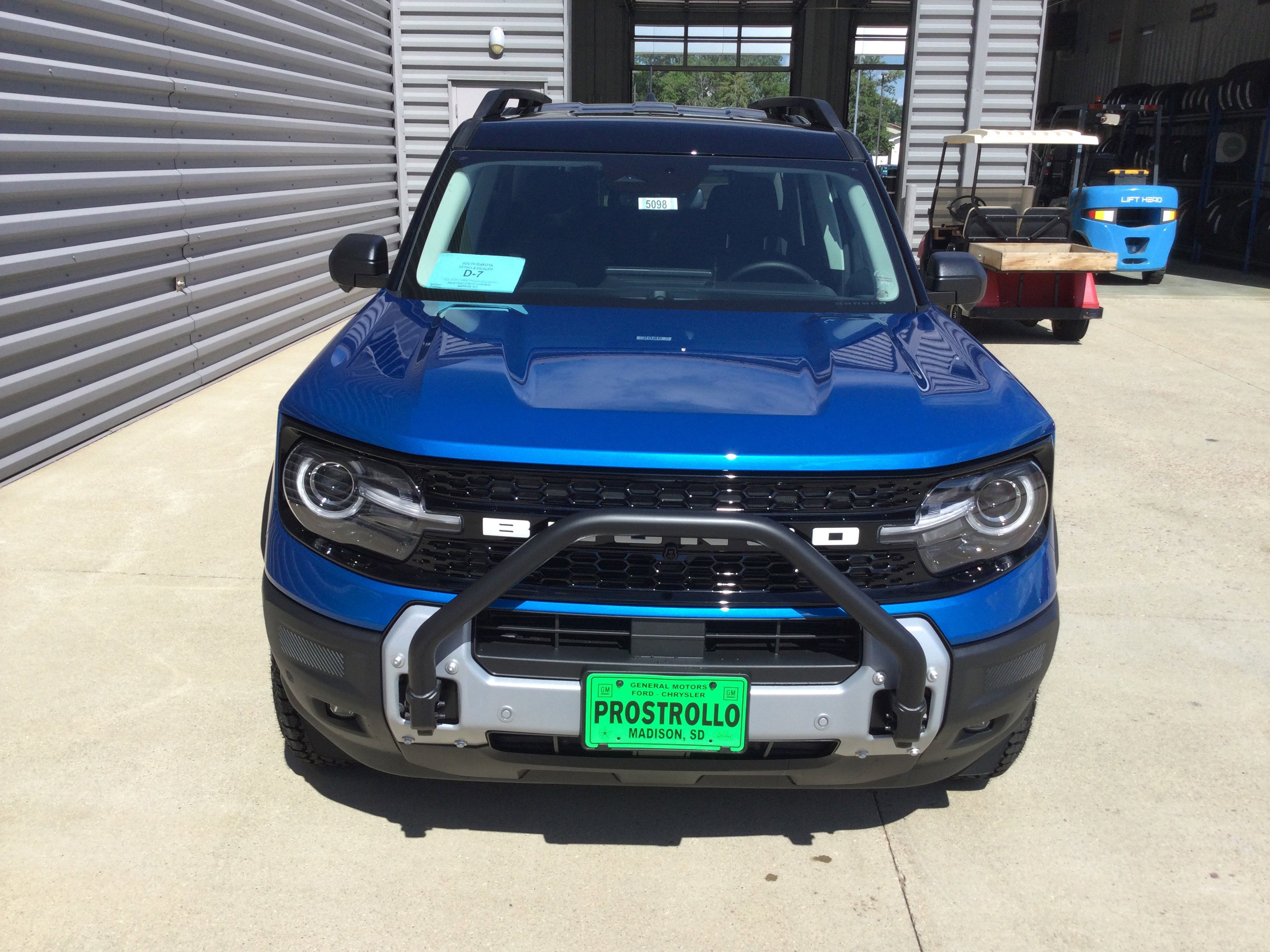 New 2025 Ford Bronco Sport Outer Banks image 3