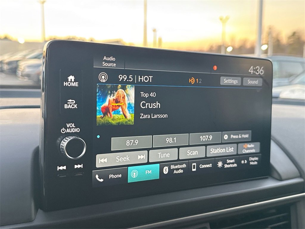 New 2025 Honda Pilot EX-L image 12