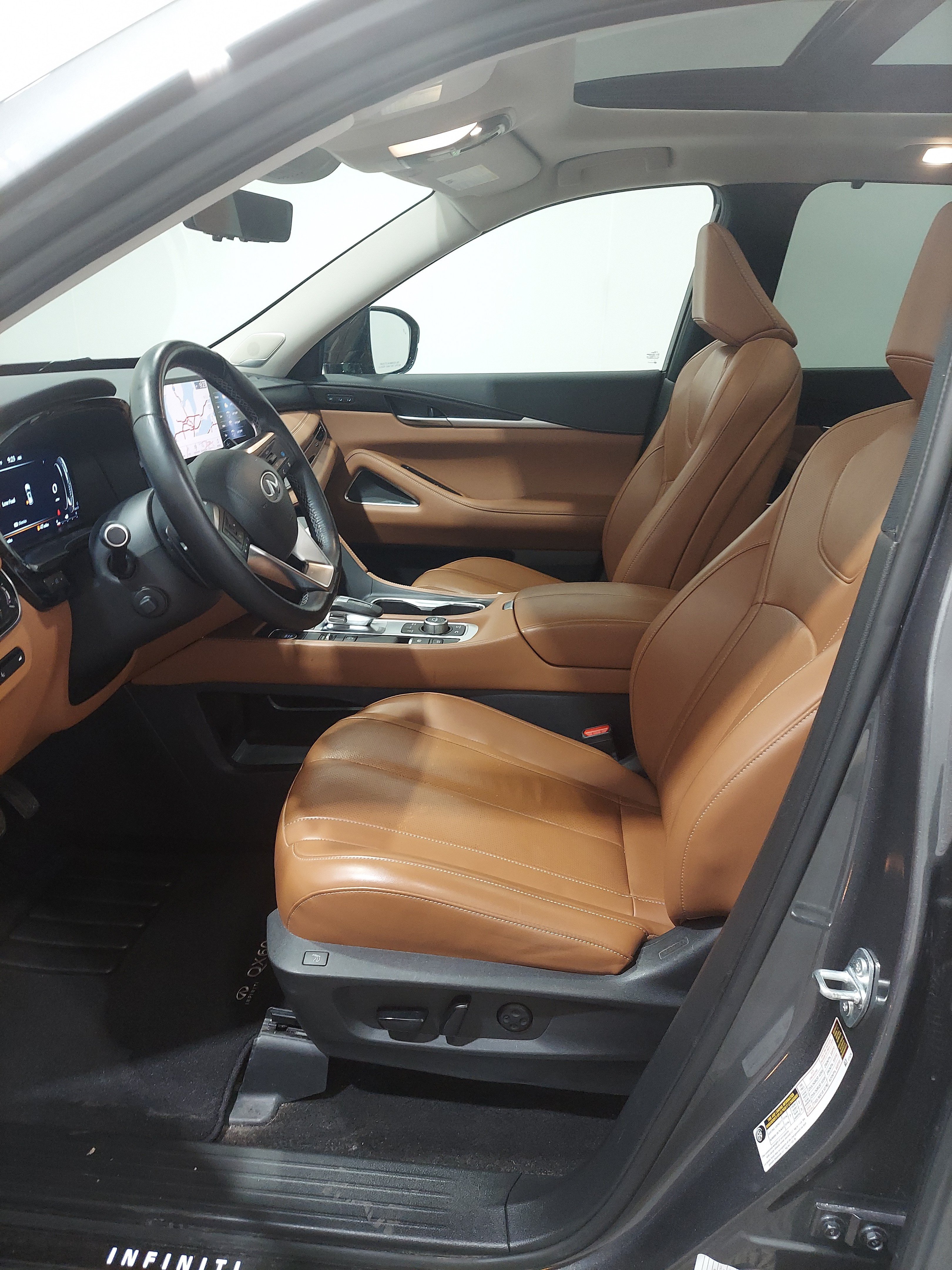 Used 2024 INFINITI QX60 Sensory AWD/4WD image 14