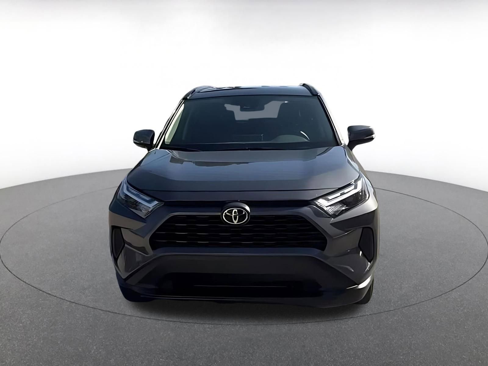 Used 2025 Toyota RAV4 XLE w/ Weather Package FWD image 7