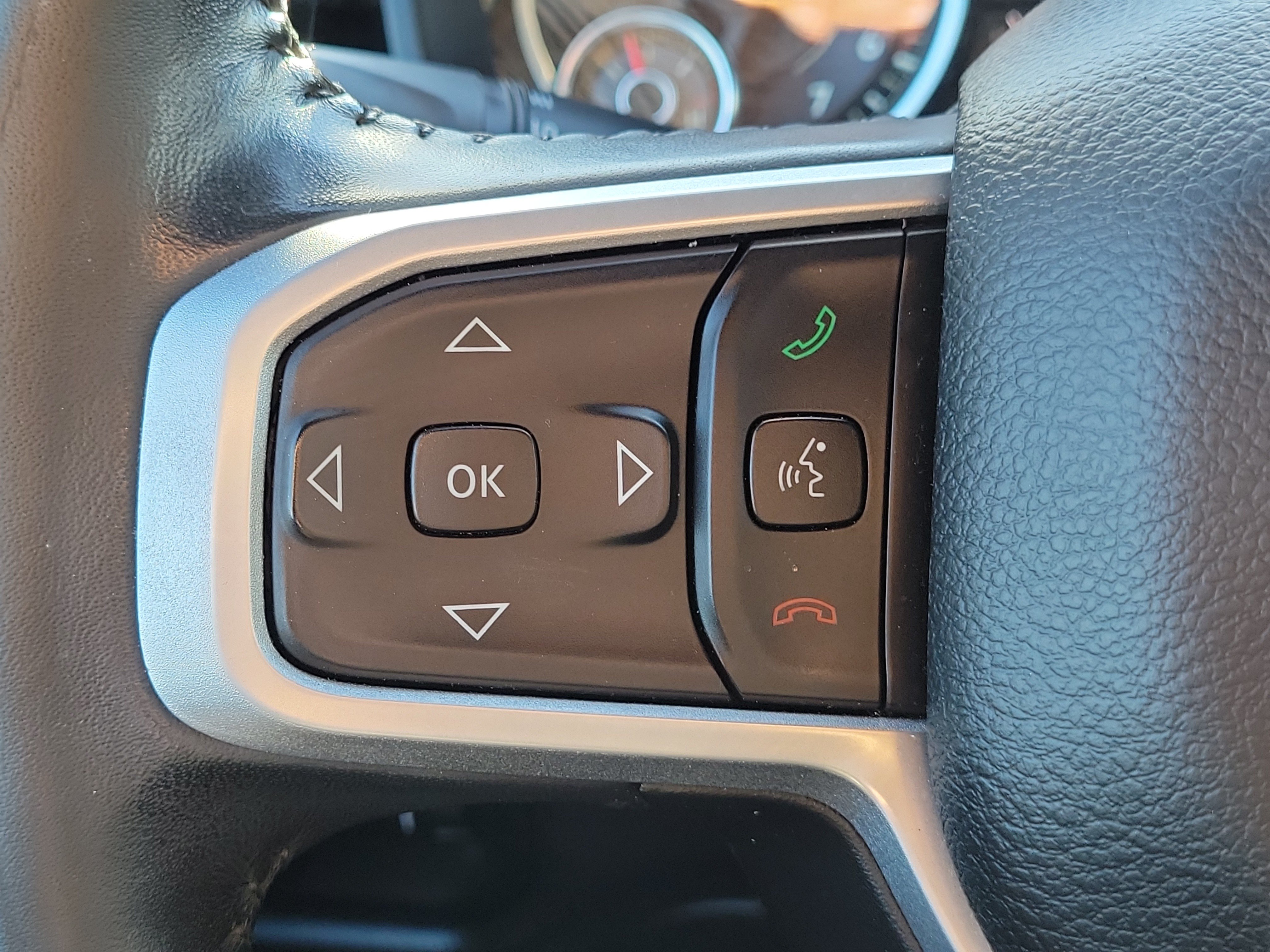 Used 2021 RAM 1500 2WD Crew Cab image 20