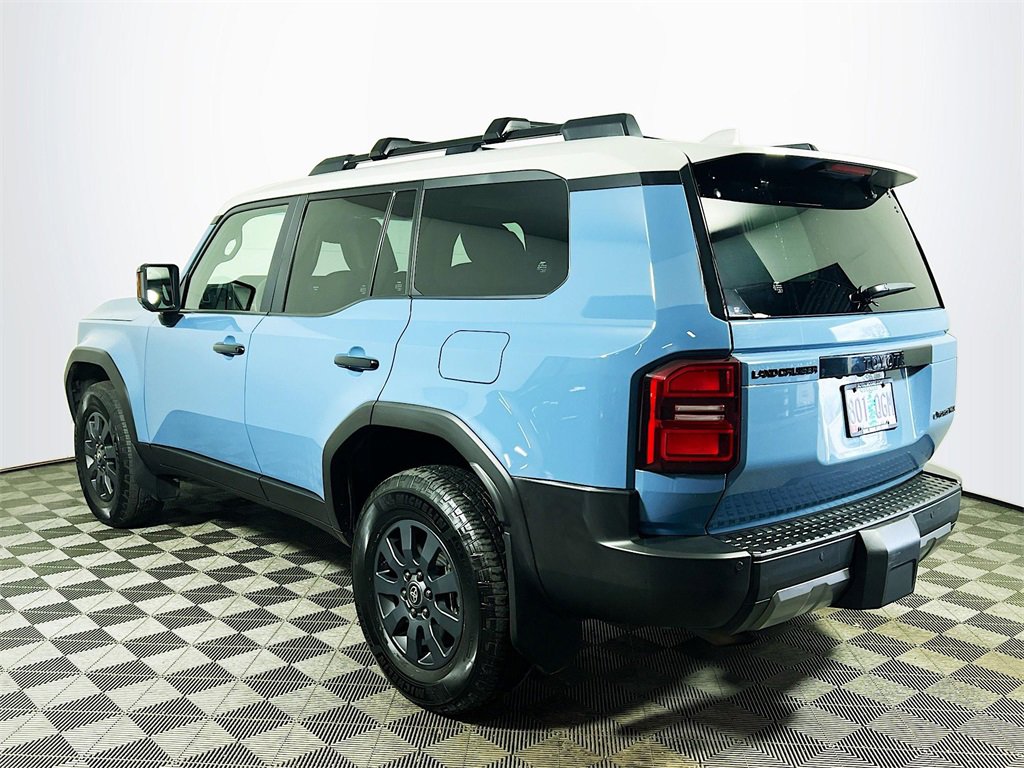Certified 2025 Toyota Land Cruiser image 6