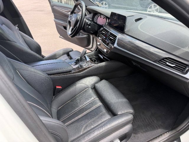 Used 2018 BMW 530e xDrive AWD/4WD image 24