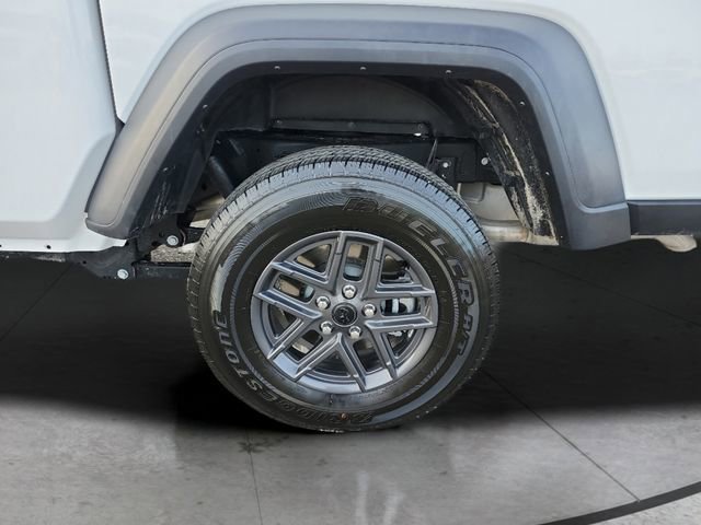 Used 2025 Jeep Gladiator Sport image 29