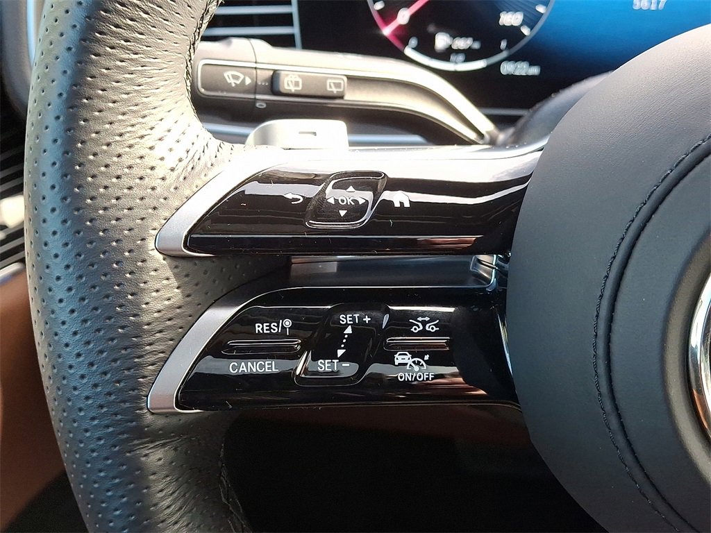 Used 2025 Mercedes-Benz GLS 580 GLS 580 image 22