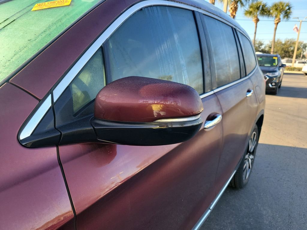 Used 2020 Honda Pilot Touring image 6