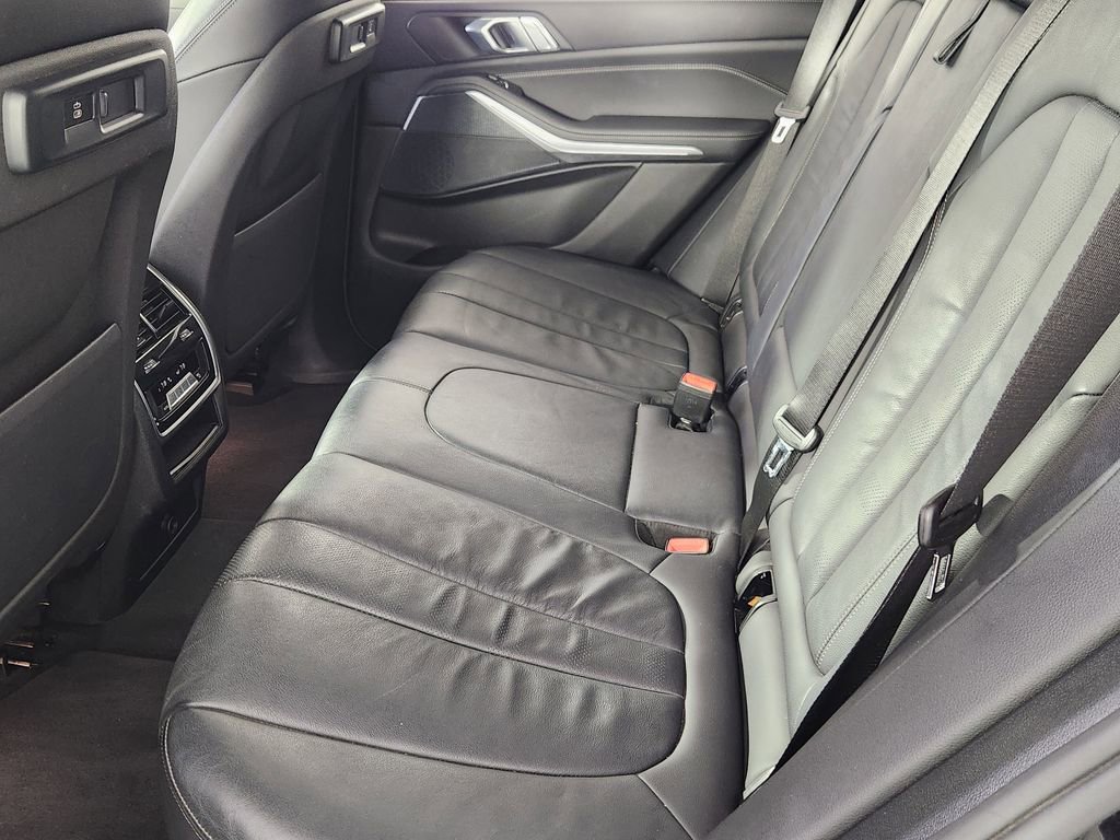 Used 2020 BMW X5 sDrive40i w/ M Sport Package image 5