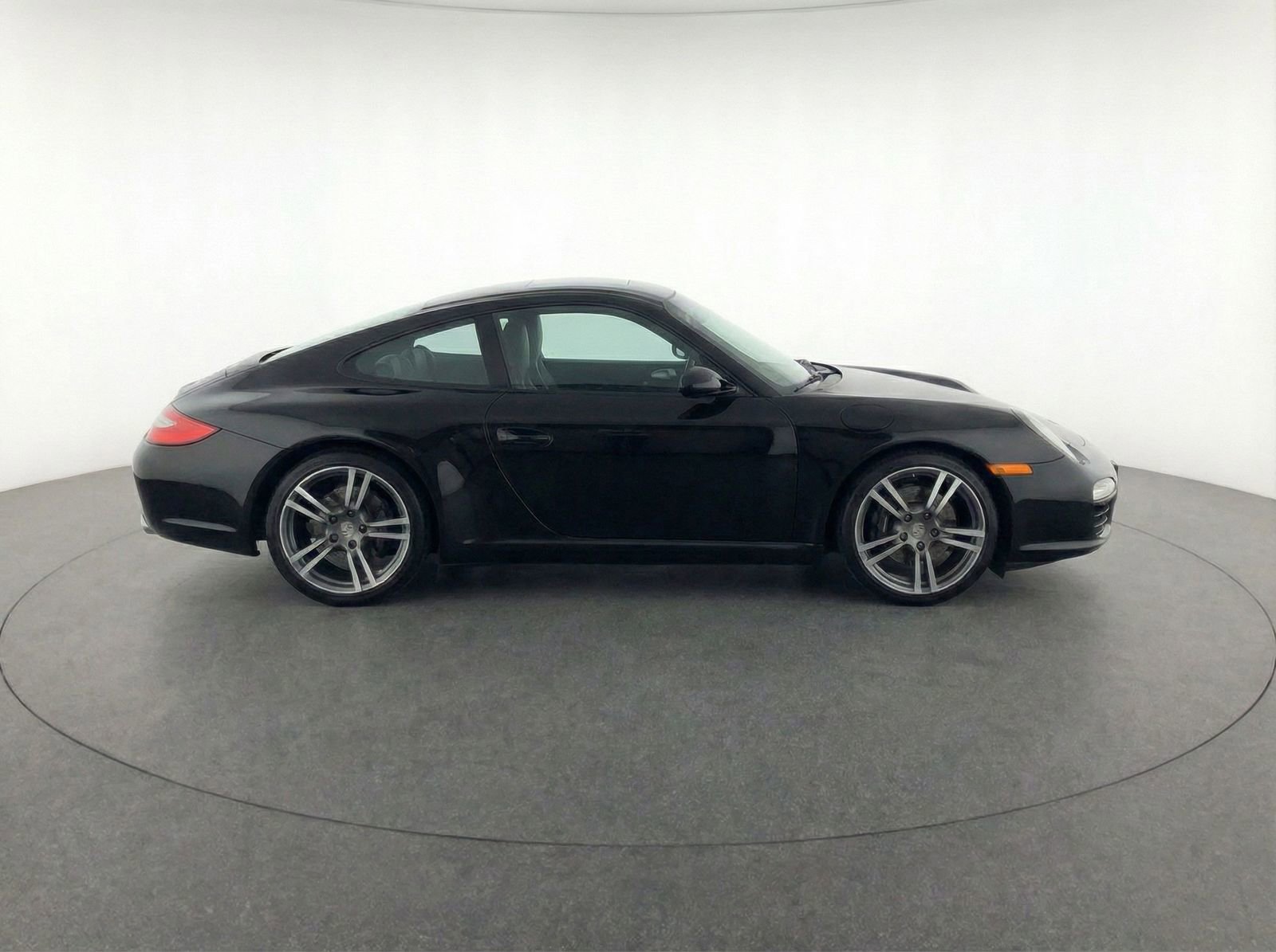 Used 2012 Porsche 911 Carrera Black Edition image 2