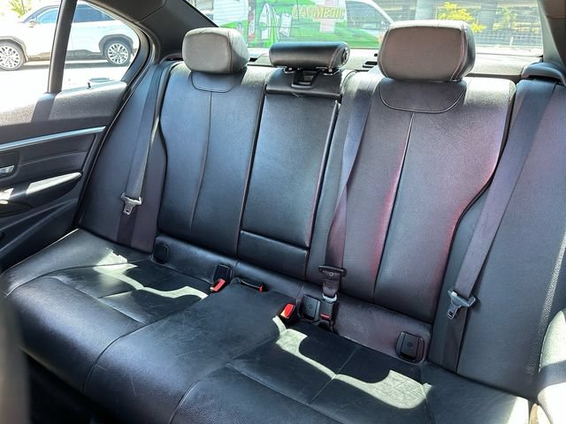 Used 2017 BMW 330i Sedan RWD image 30