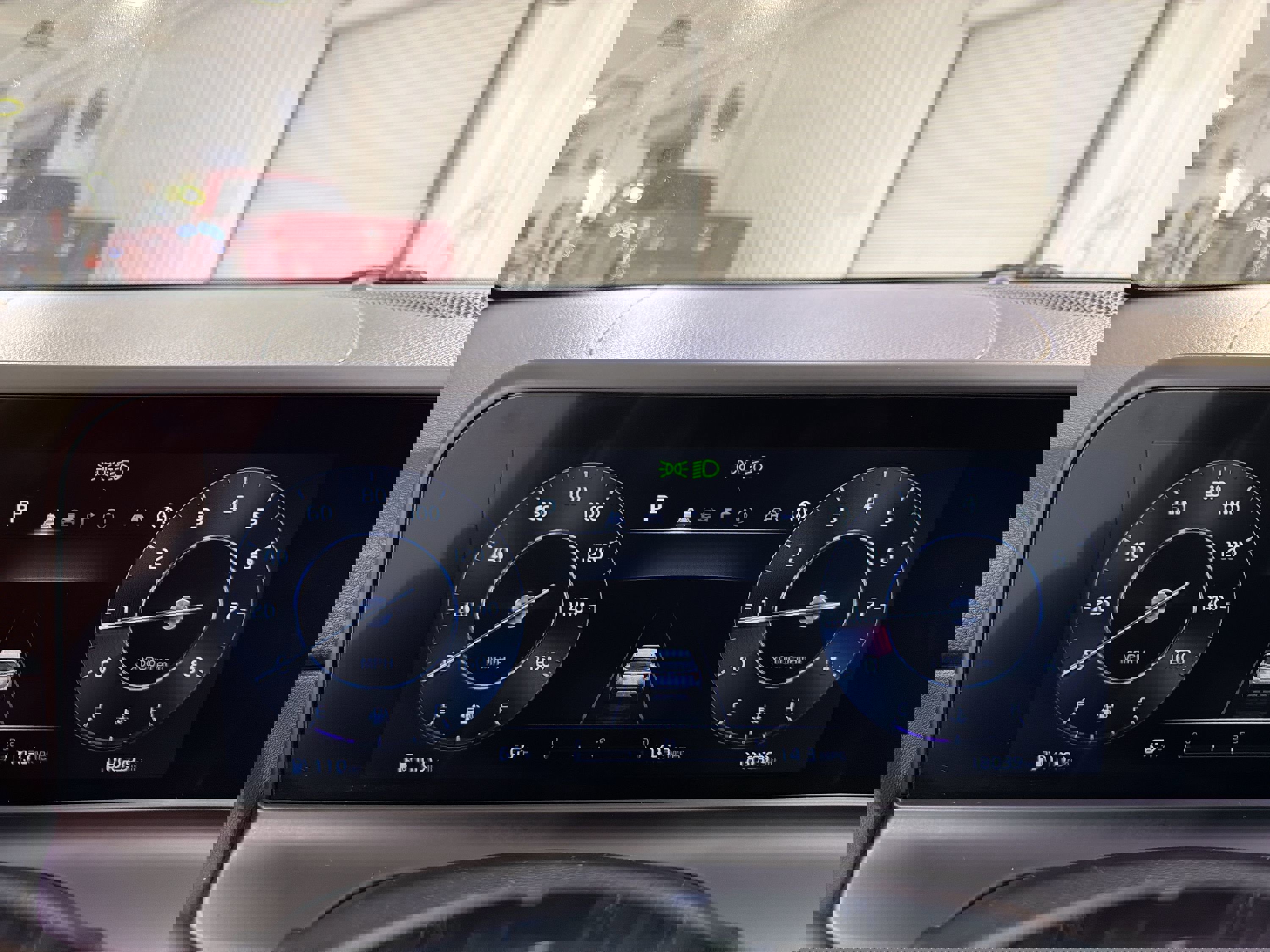 Used 2024 Kia Seltos EX image 16