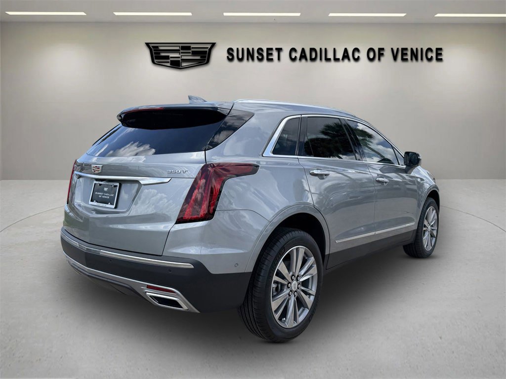 New 2026 Cadillac XT5 Premium Luxury FWD image 3