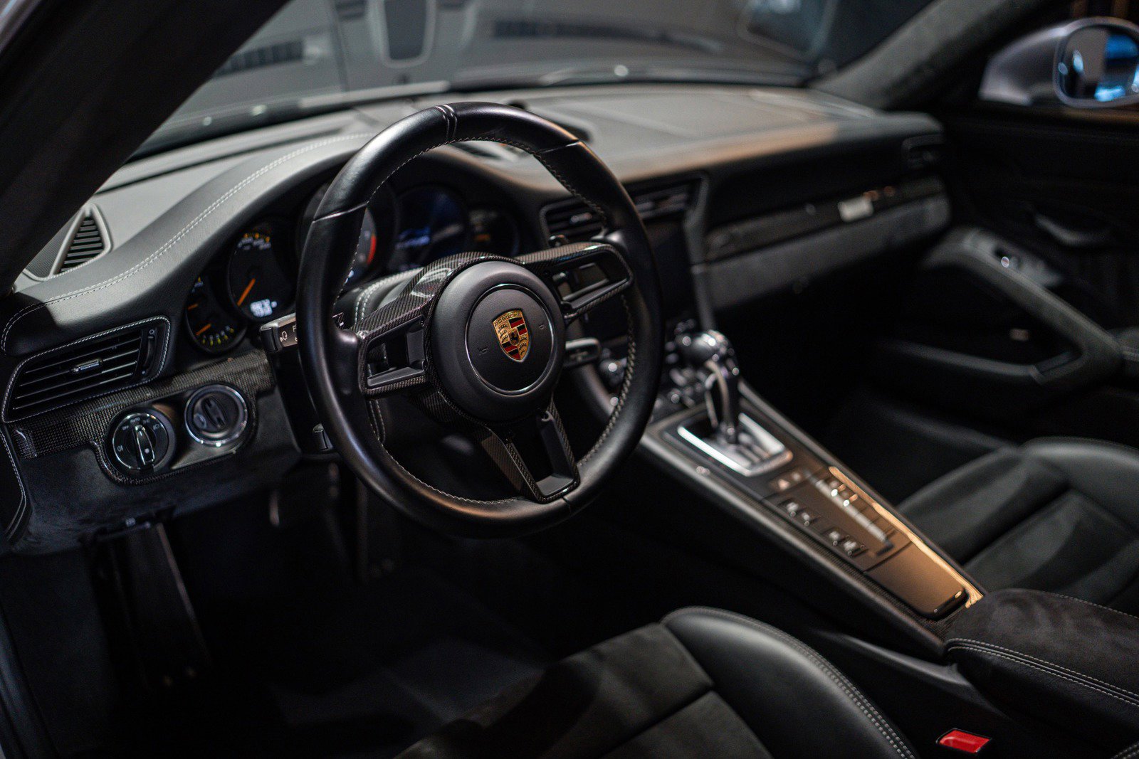 Used 2018 Porsche 911 GT2 RS RWD image 7