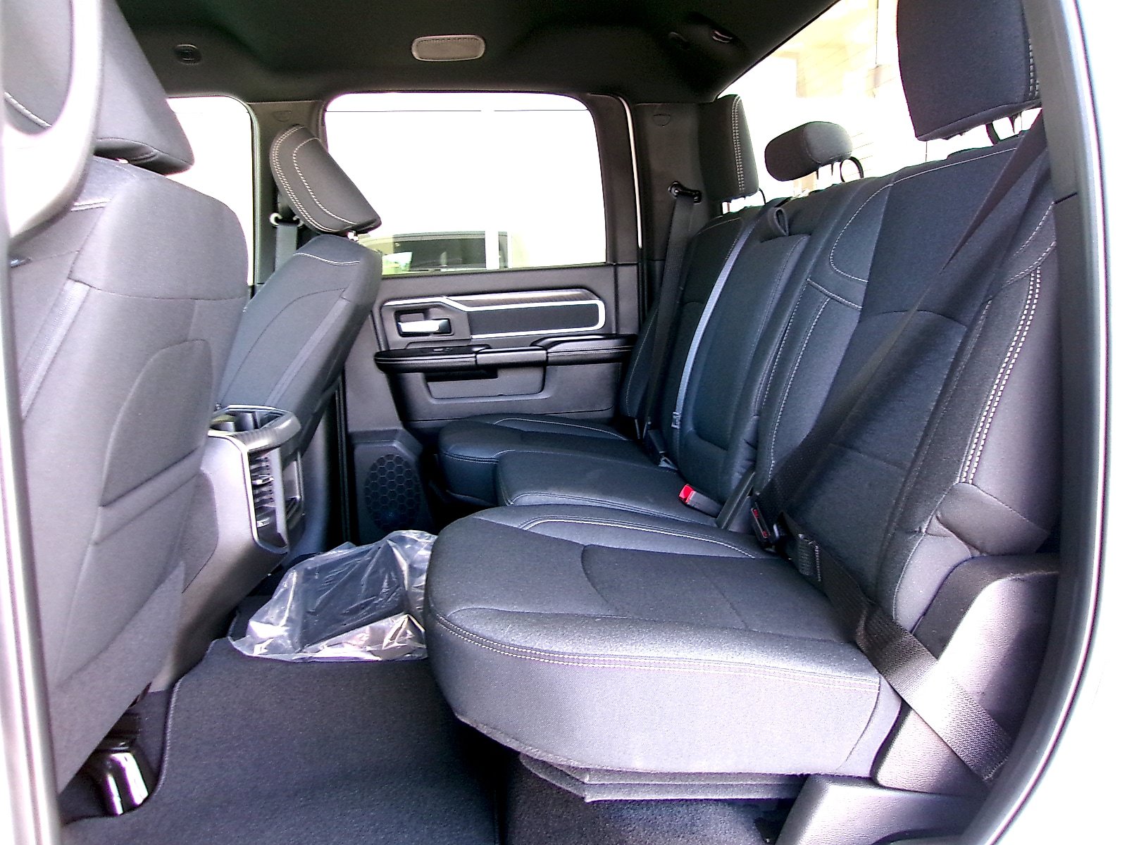 New 2026 RAM 2500 Big Horn AWD/4WD image 14