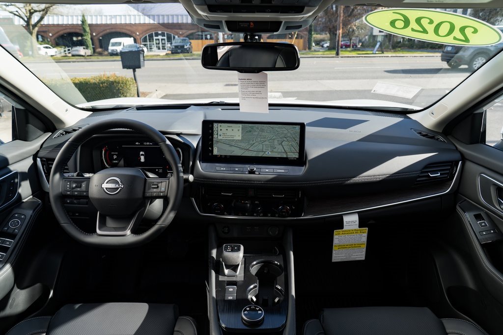 New 2026 Nissan Rogue Platinum image 9