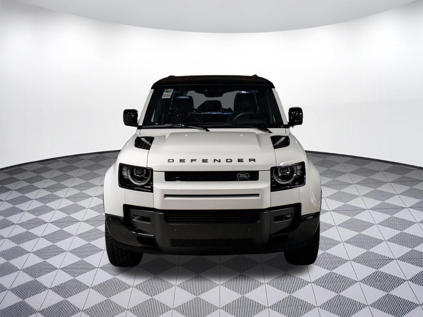 New 2026 Land Rover Defender 110 X-Dynamic SE AWD/4WD image 8