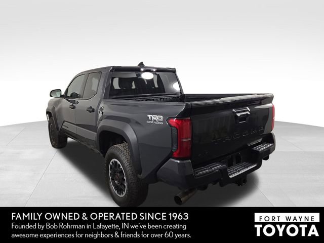Used 2024 Toyota Tacoma TRD Off-Road AWD/4WD image 9