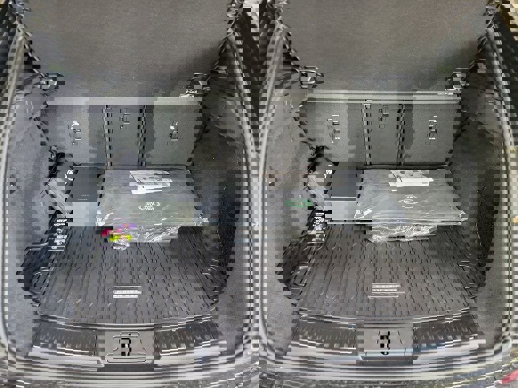 New 2026 Land Rover Range Rover Evoque Dynamic SE image 28