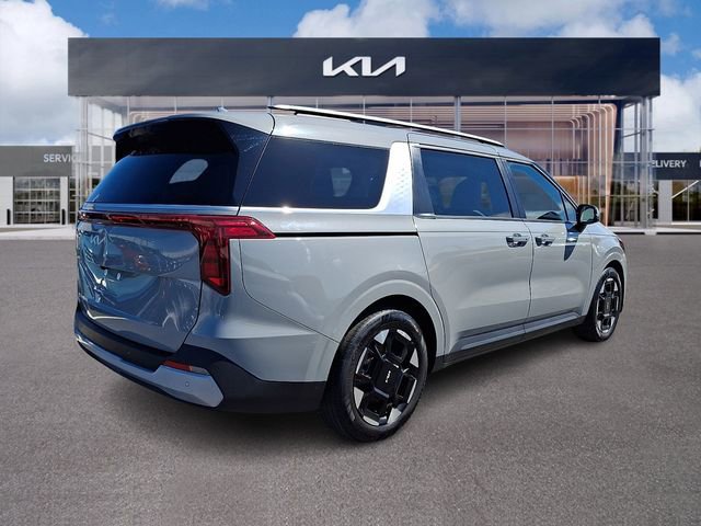 Used 2025 Kia Carnival EX FWD image 6