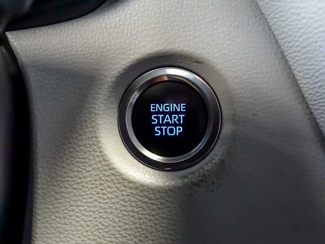 Used 2022 Toyota Corolla SE FWD image 18