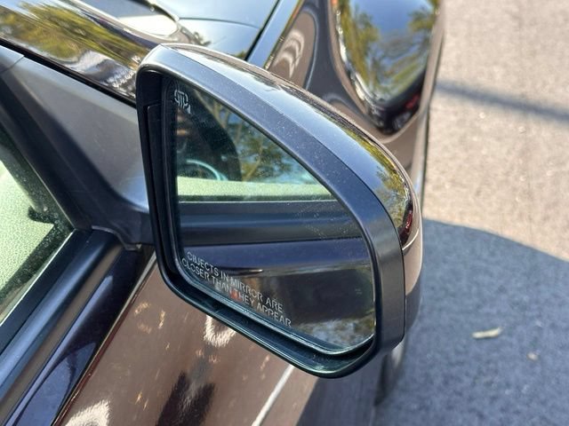 Used 2010 Nissan 370Z Touring RWD image 12