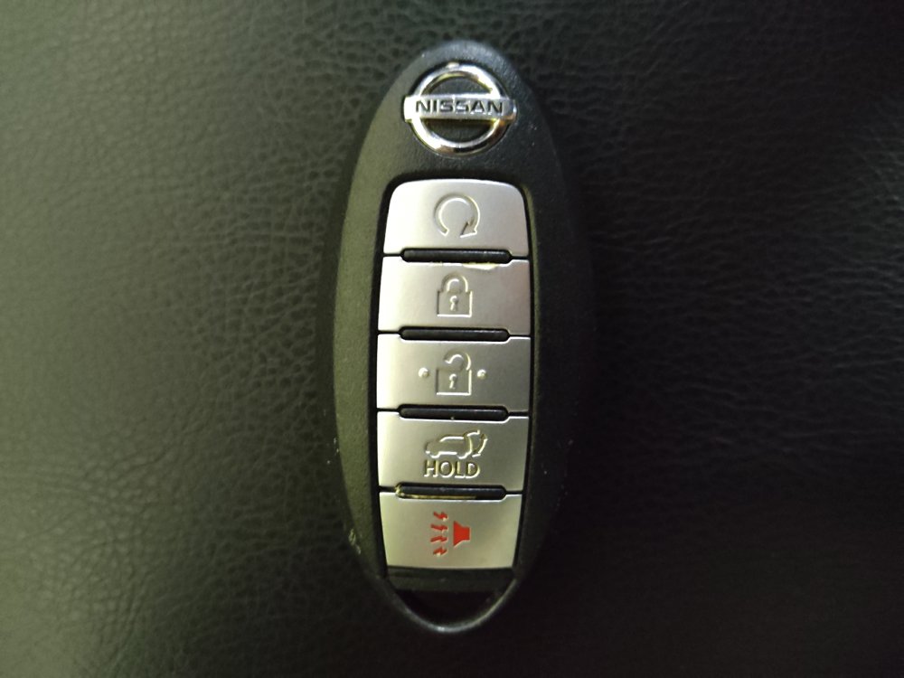 Used 2018 Nissan Pathfinder SL w/ Midnight Edition Package AWD/4WD image 32