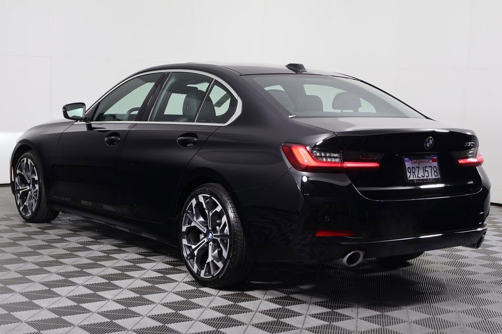 Certified 2025 BMW 330i Sedan w/ Convenience Package image 6