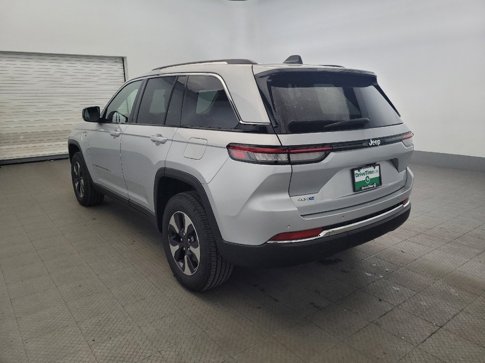 Used 2023 Jeep Grand Cherokee 4WD 4xe image 5