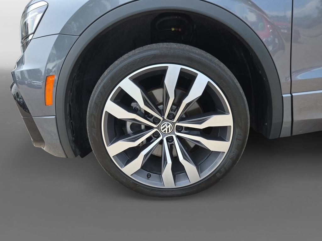 Used 2021 Volkswagen Tiguan SEL Premium R-Line AWD/4WD image 15