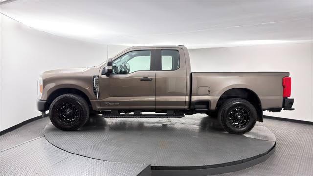 Used 2023 Ford F250 XL RWD image 3