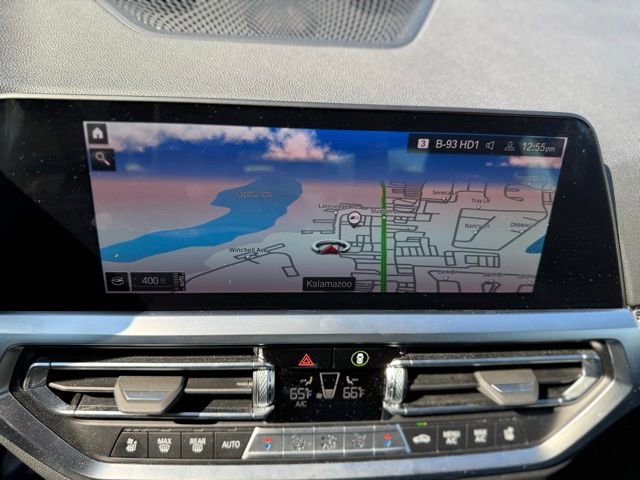 Certified 2022 BMW M4 xDrive Competition w/ Executive Package image 36