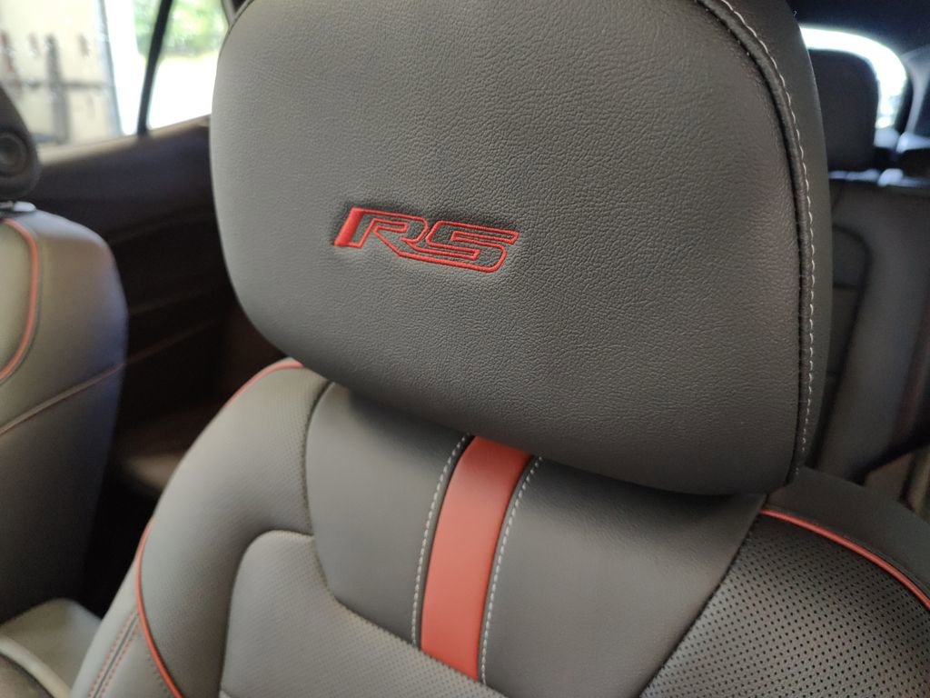 New 2025 Chevrolet Trax RS w/ Sunroof Package image 30