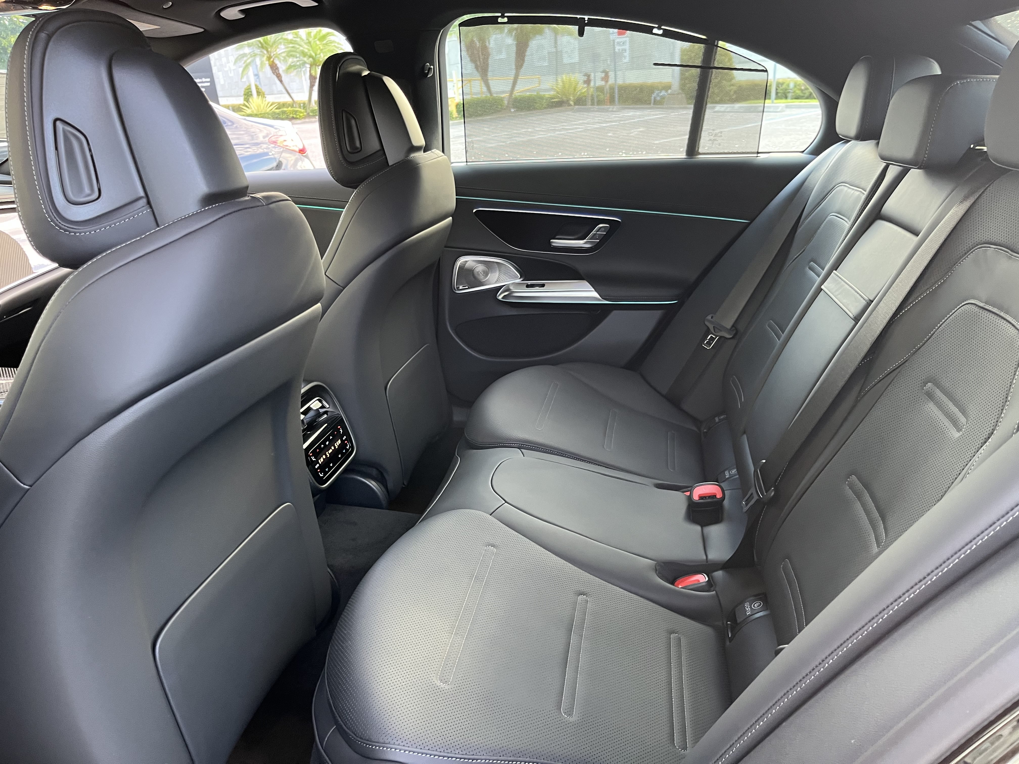 New 2026 Mercedes-Benz E 53 AMG e 4MATIC Sedan image 17