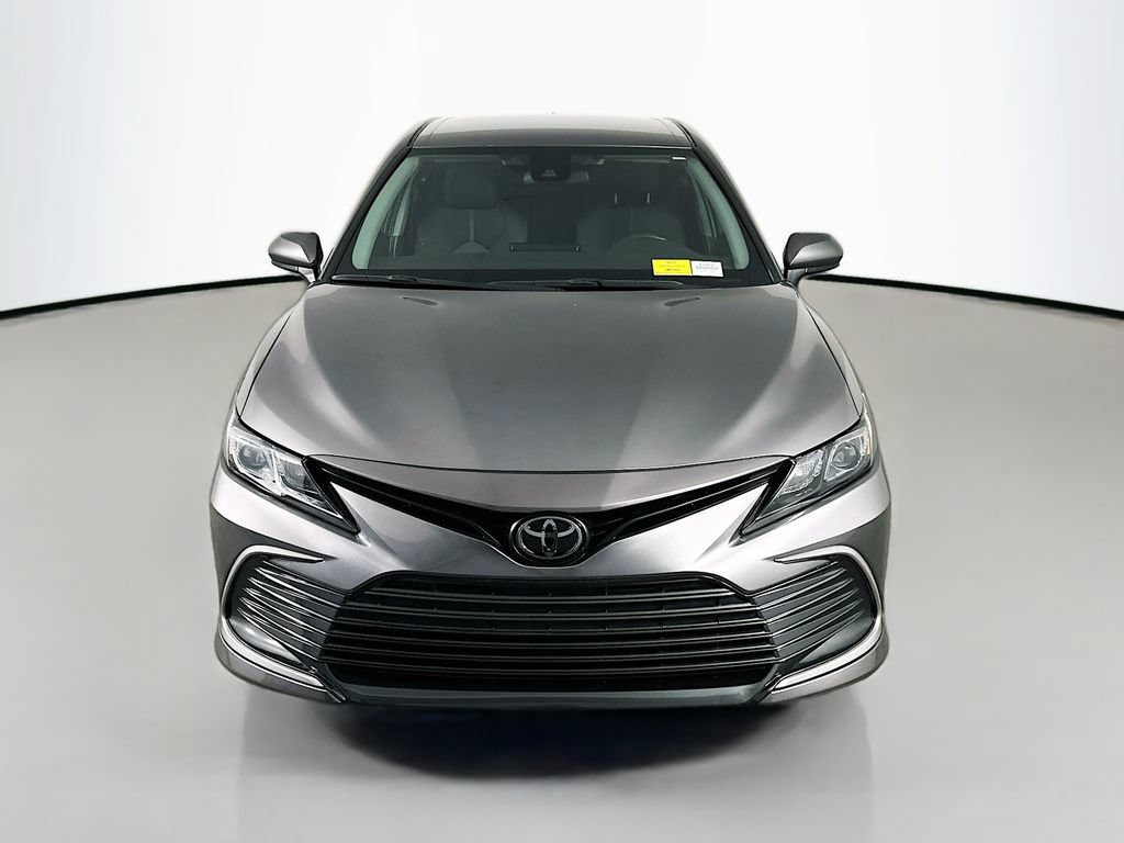 Used 2023 Toyota Camry LE FWD image 2
