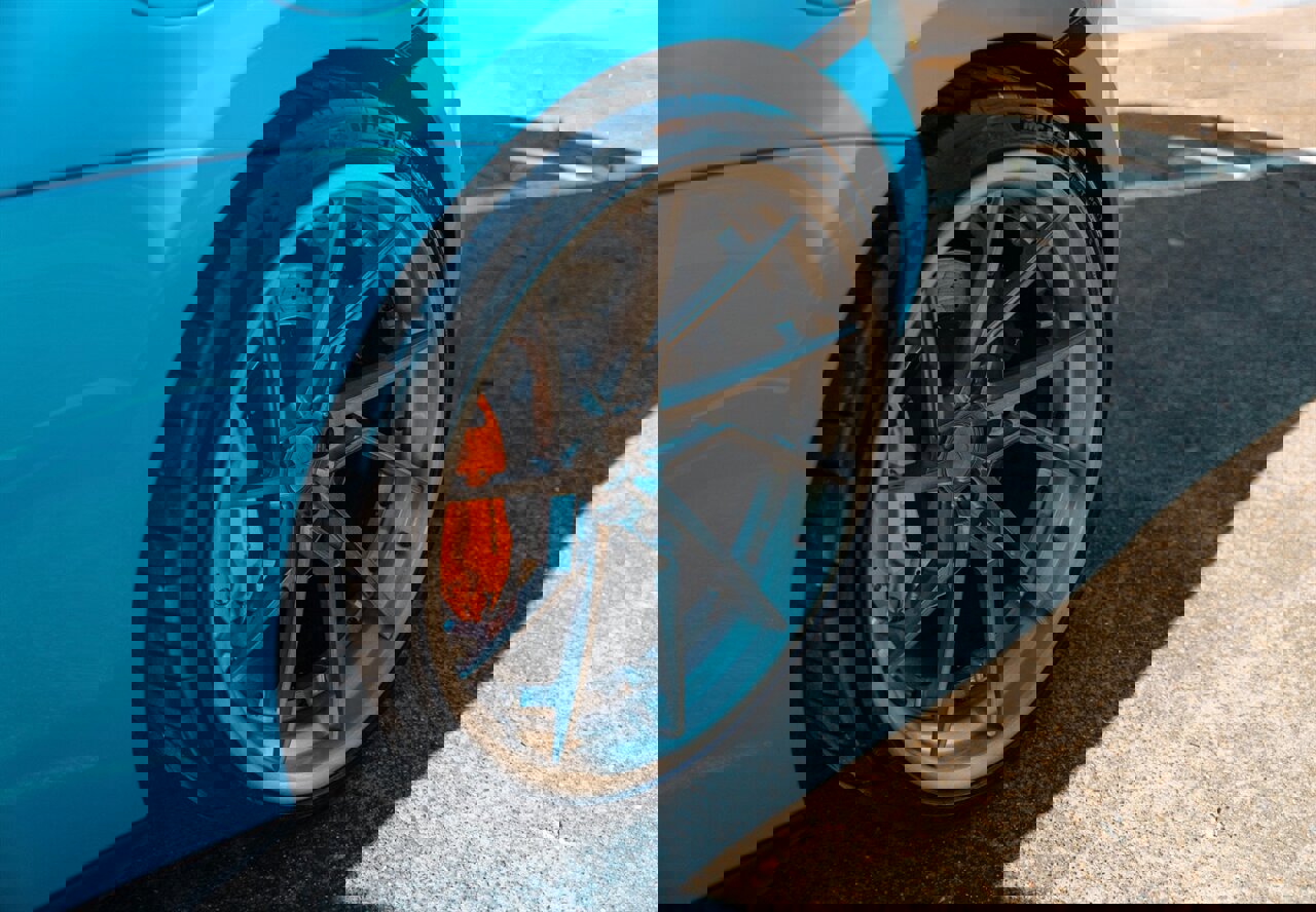 Used 2017 McLaren 570S image 27