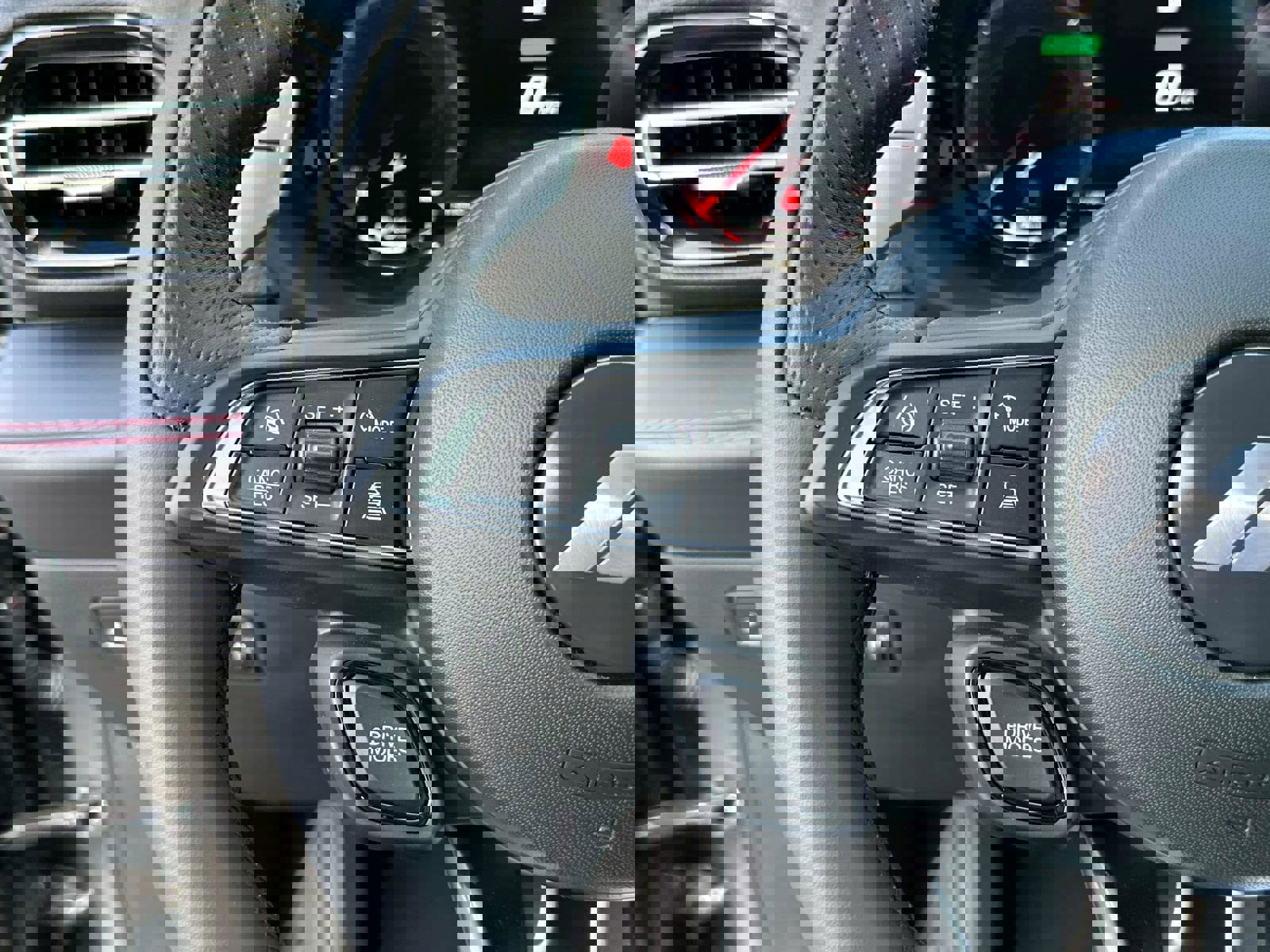 New 2025 Dodge Hornet R/T w/ Track Pack image 29