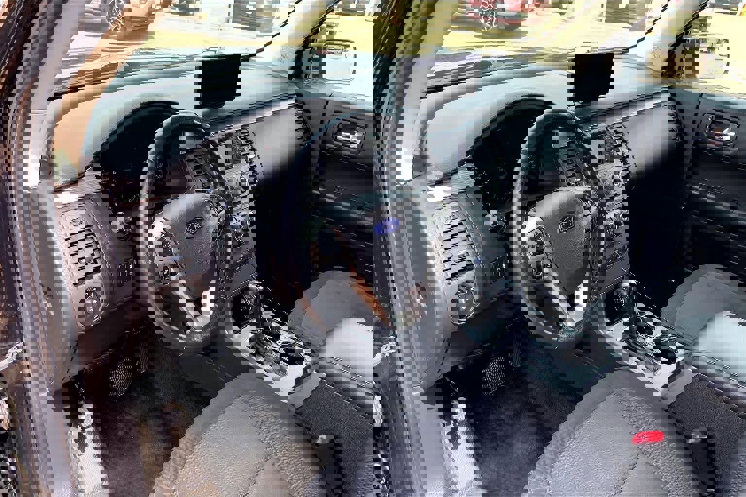 Used 2019 Ford Flex SE FWD image 18