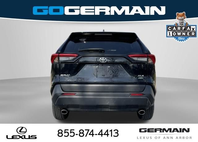 Used 2024 Toyota RAV4 XLE AWD/4WD image 8