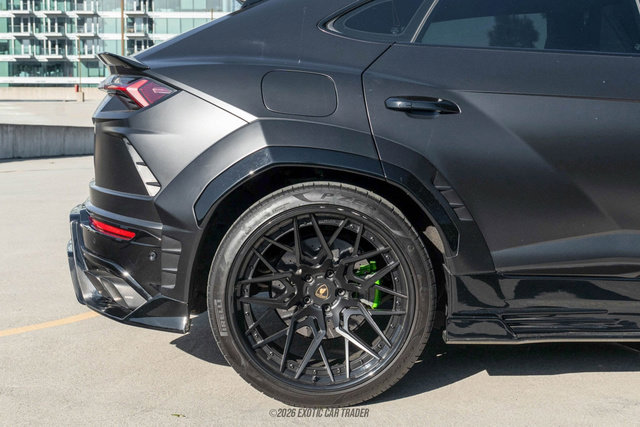 Used 2021 Lamborghini Urus image 10