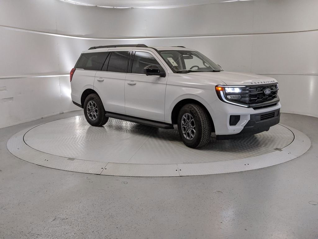 New 2025 Ford Expedition Active image 1