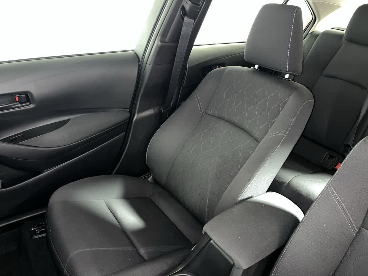 Used 2025 Toyota Corolla LE FWD image 26