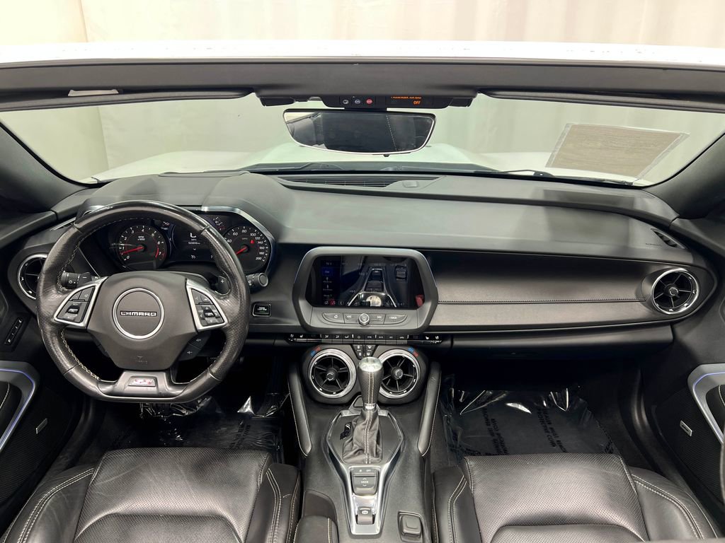 Used 2020 Chevrolet Camaro SS RWD image 19