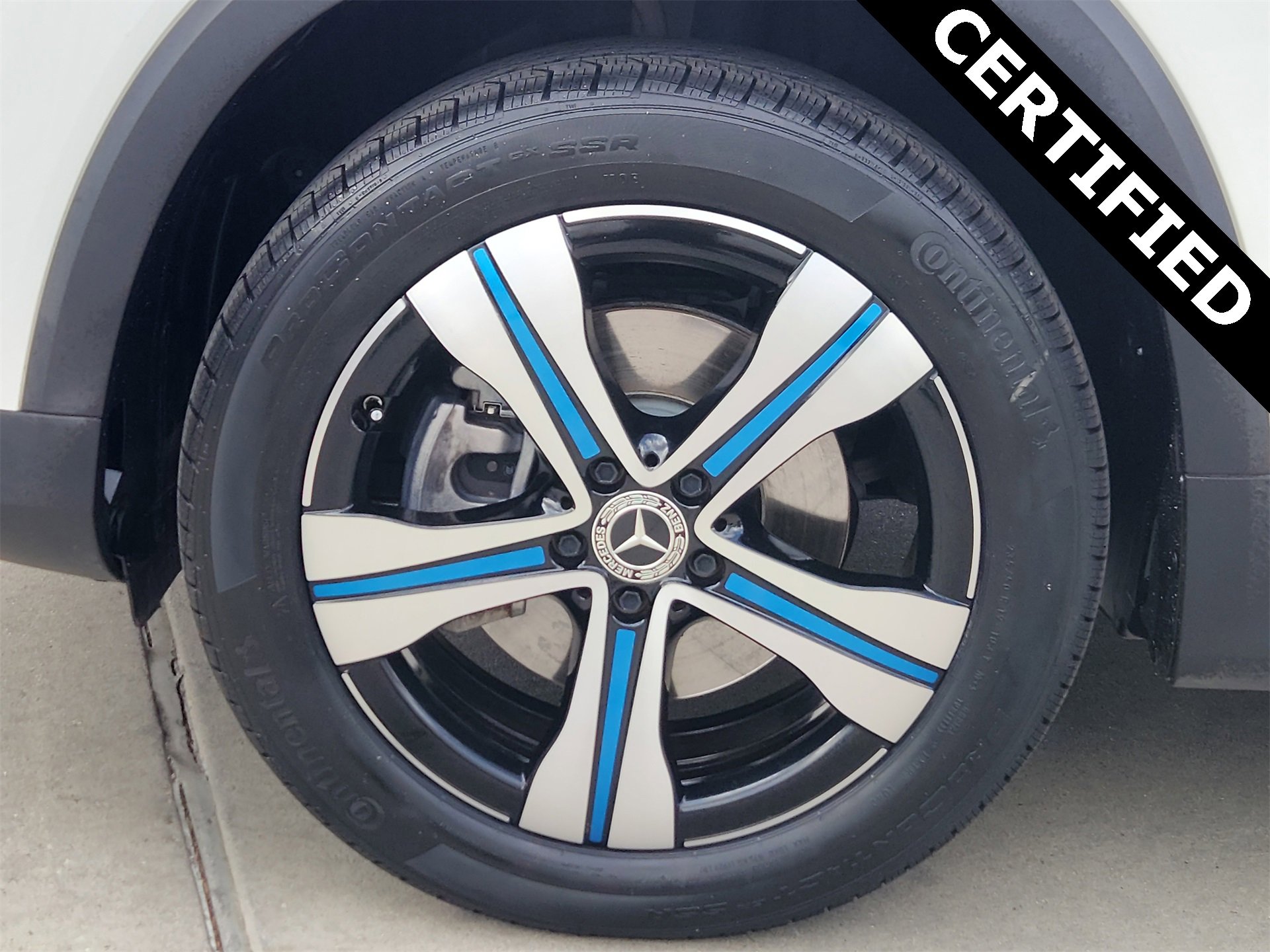 Certified 2022 Mercedes-Benz EQB 300 4MATIC image 12